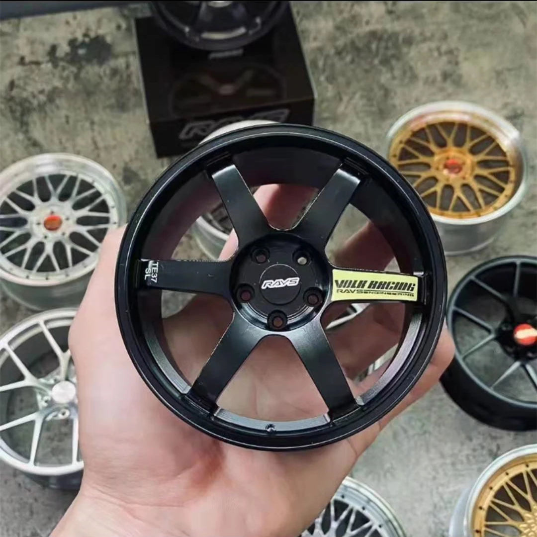 1:5 Scale Forged Wheel Model Set – Mini Alloy Rim Collectible with Display Stand