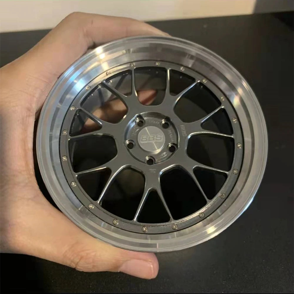 1:5 Scale Forged Wheel Model Set – Mini Alloy Rim Collectible with Display Stand