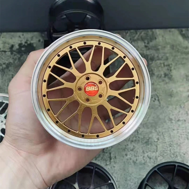 1:5 Scale Forged Wheel Model Set – Mini Alloy Rim Collectible with Display Stand