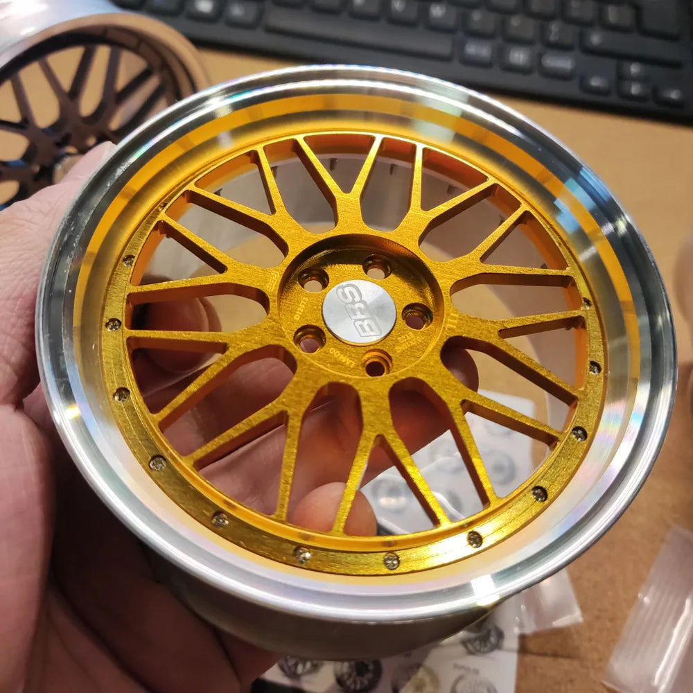 1:5 Scale Forged Wheel Model Set – Mini Alloy Rim Collectible with Display Stand