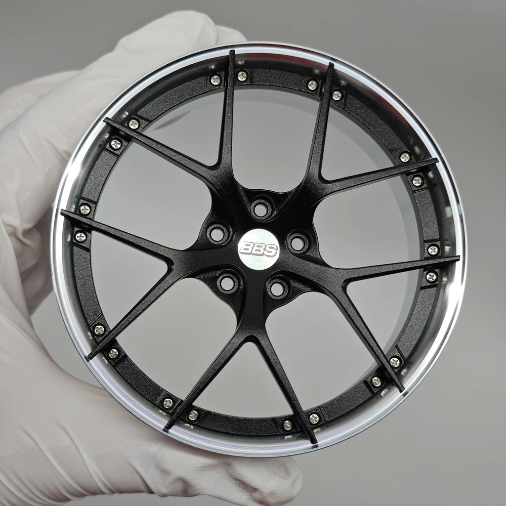 1:5 Scale Forged Wheel Model Set – Mini Alloy Rim Collectible with Display Stand