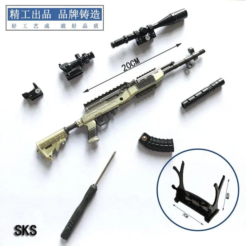 Miniature Alloy Model Keychain – Tactical Action Figure Accessory & Collectible Display Replica